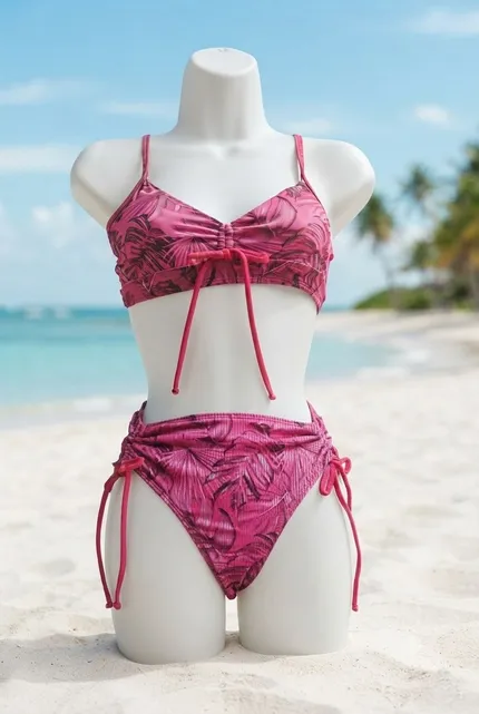Bikini talle alto con ruche y sostén de copa
